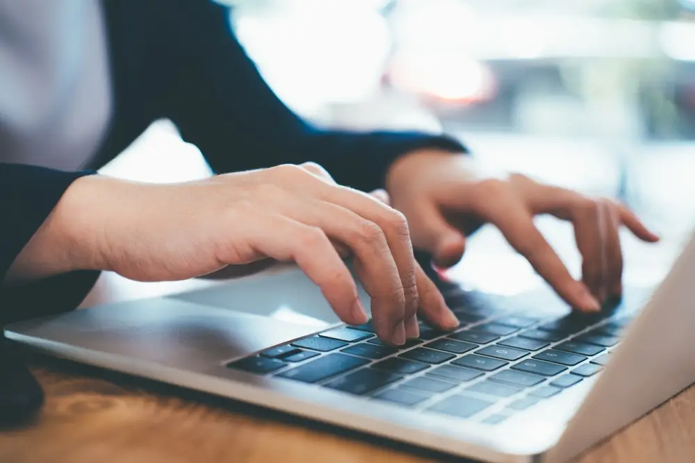 Closeup,Hand,Coding,Programing,Computer,Software.,Using,Online,Connect,Technology